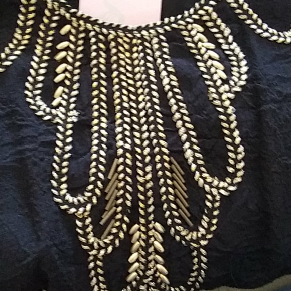 Romeo & Juliet Couture. - Picture 5 of 7